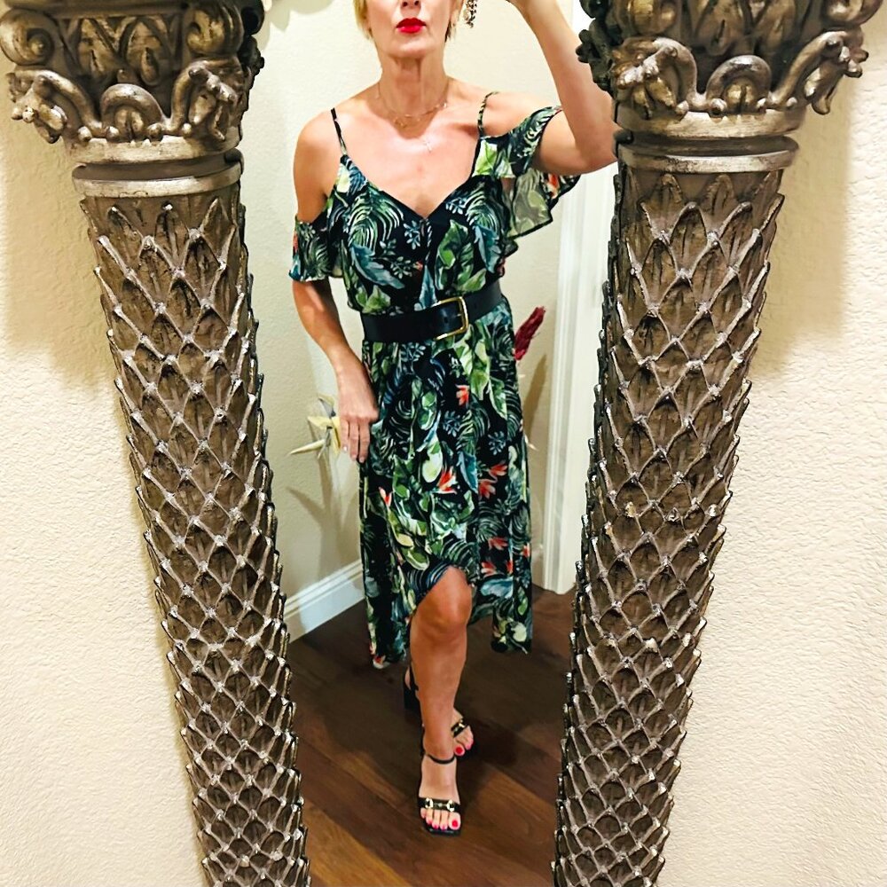 Sanctuary Tropical Floral Spaghetti Straps w/Butterfly Off Shoulder Dress